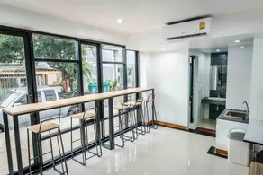 Don Muang Hotel - Coin salon dans le hall