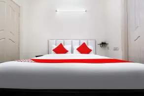 OYO 24436 Ramji 7 Grand - Quarto