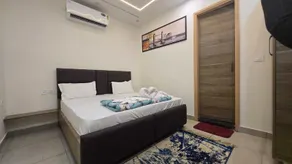 G8 Hotel - Camera
