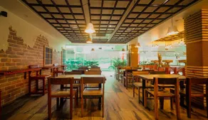 HOTEL YUGANTAR & BANQUETS - Restaurant