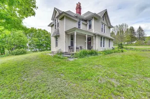 Family Home w/ Yard & Fire Pit in Middleburgh! - Interiör