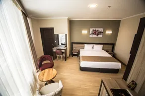 The Corner Hotel - Chambre