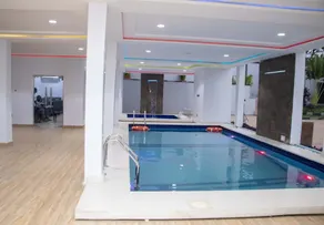 Focus Holiday Inn - Pool