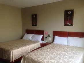 Tropical Inn Hotel - Room
