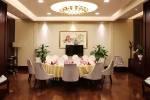 QueenSir International Hotel - Restaurant