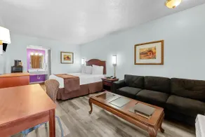 Knights Inn San Antonio near Frost Bank Center - Chambre