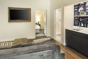 Hotel Indigo Boston Garden by IHG - Room