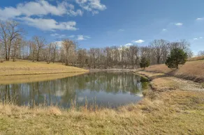 Country Setting w/ Modern Feel! Group Stay in Waco - Interior
