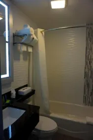 Umbrella Hotel Bronx - Salle de bain