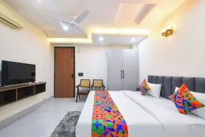 FabHotel RR Premium - Quarto