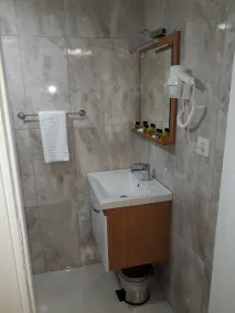 Blue Sail Hotel - Bathroom