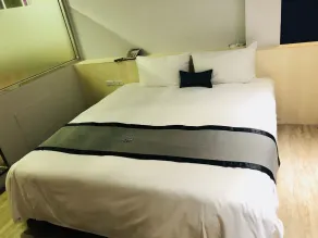 Youngs Hotspring Hotel - Room