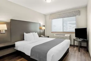 Best Western Sawtooth Inn and Suites - Rum