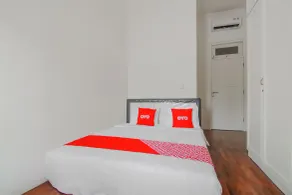 Capital O 90342 Kemang Garden - Zimmer