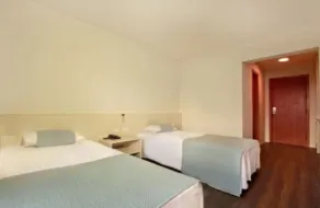 Rede Andrade Vernon - Room