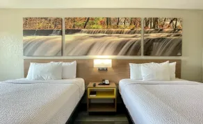 Days Inn by Wyndham Columbus IN - Chambre