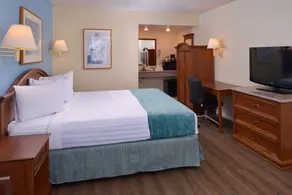 Edgewater Inn and Suites - Chambre