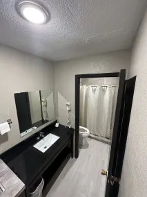 Village Inn Cotulla - Salle de bain
