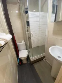 RENT APPART - La Garenne Colombes - Bathroom