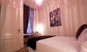Red Hotel Downtown Unirii - Room