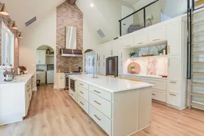 Walk to Shops & Winery! Stylish Dtwn Ovilla Home - Innvendig