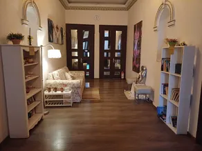 Bucharest Downtown Inn - Lobby sitting area