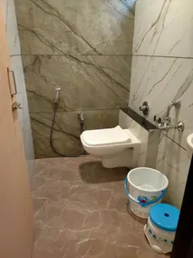 Goroomgo Janata Inn Gujarat - Bathroom