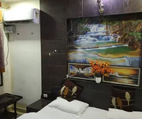 Hotel brijwasi palace - Room
