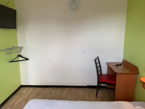 Enzo Hotels Chalons en Champagne - Værelse