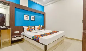 Fabhotel Rushank Residency - Room