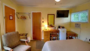 Picket Fence Motel - Rum