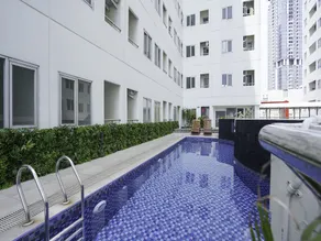 Capital O 91962 Pavilion Permata Surabaya - Pool