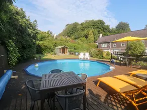 Primrose Cottage - Pool