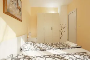 Raya Maisonette - Room