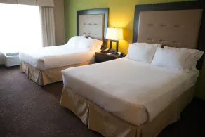 Holiday Inn Express & Suites Northwood by IHG - Zimmer