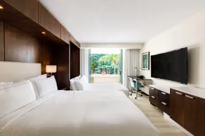 DoubleTree by Hilton San Juan - Room