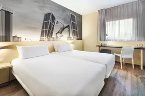 B&B HOTEL Madrid Aeropuerto T1 T2 T3 - Chambre