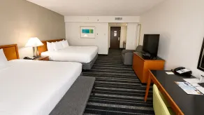 Atrium Hotel and Suites DFW Airport - Zimmer