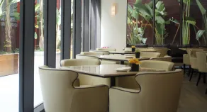 53 Hotel - Restaurant
