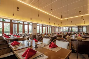 Yangzhou Seclusive Life Hot Spring Resort - Restaurant