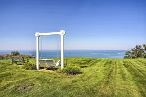 7-Acre Coastal Michigan Home m / boblebad og sauna! - Interiør