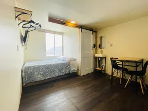 Estudios Pinos - Room