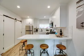 Upscale Whittier Hills Gem: 17 Mi to Disneyland! - Interior