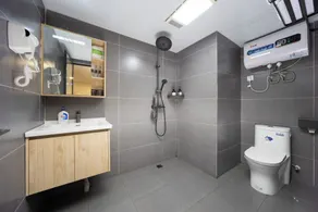 The HEJINN House Design Lofts & Suites-Chunxi Road T,aikoo Li Branch - Badeværelse
