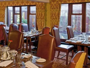 Macdonald Alveston Manor Hotel & Spa - Restaurante