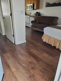 Bide-A-Wee Inn and Cottages - Room