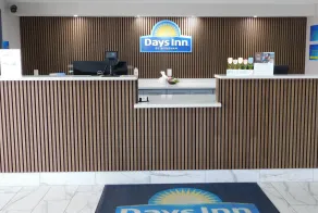 Days Inn by Wyndham Effingham - Hall