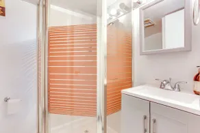 Convenient Apt: 2 Mi to Sprain Ridge Park! - Interior