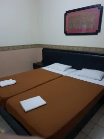 Hotel Cisarua Indah - Room