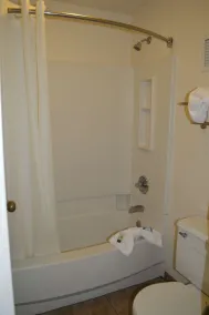Bluegrass Extended Stay - Badrum